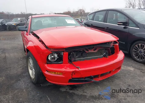 2009 Ford Mustang V6/V6 Premium from USA, damaged, VIN 1ZVHT80N795118080
